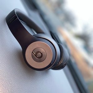 Matte black wireless beats